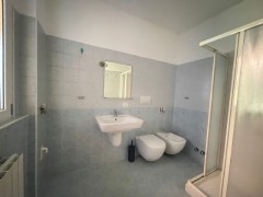 MONOLOCALE AMPIO E ARREDATO! - 4