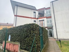 TRILOCALE CON GIARDINO!! - 1